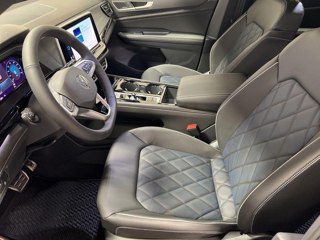 new 2026 Volkswagen Atlas Cross Sport car, priced at $56,690