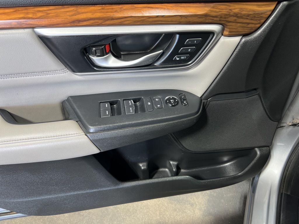 used 2020 Honda CR-V car, priced at $24,860