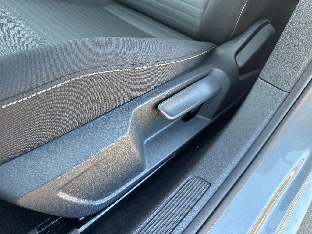 new 2025 Volkswagen Jetta car, priced at $24,524