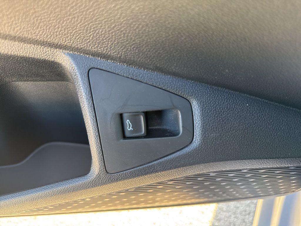 new 2025 Volkswagen Jetta car, priced at $24,524