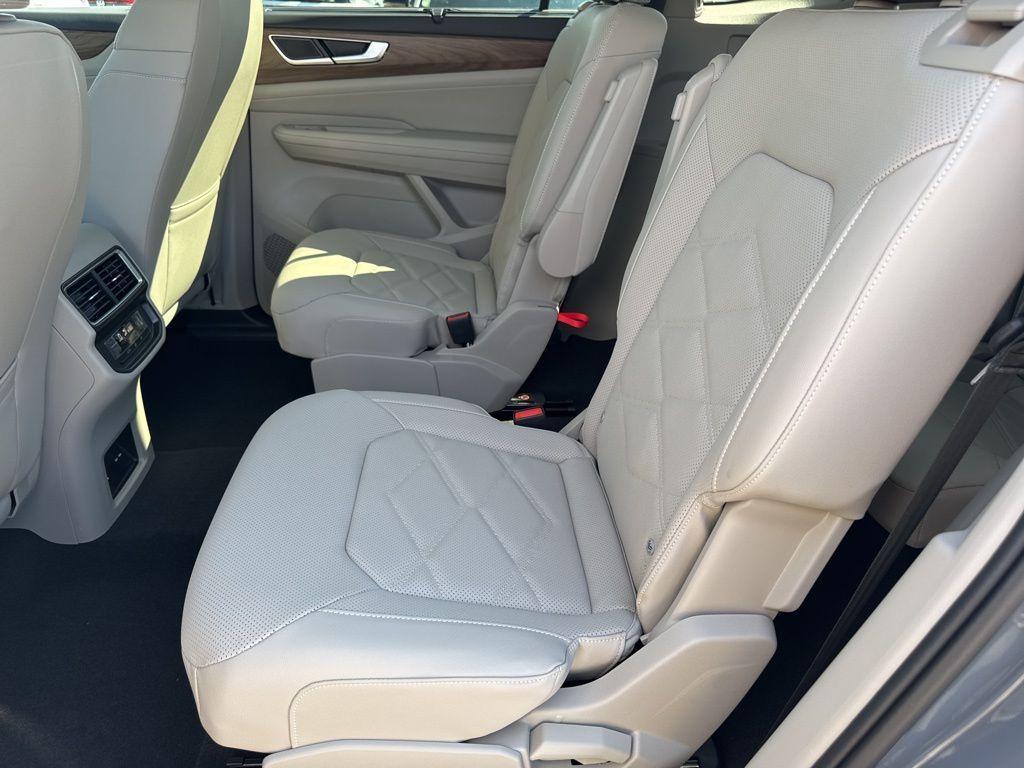 new 2026 Volkswagen Atlas car, priced at $49,503