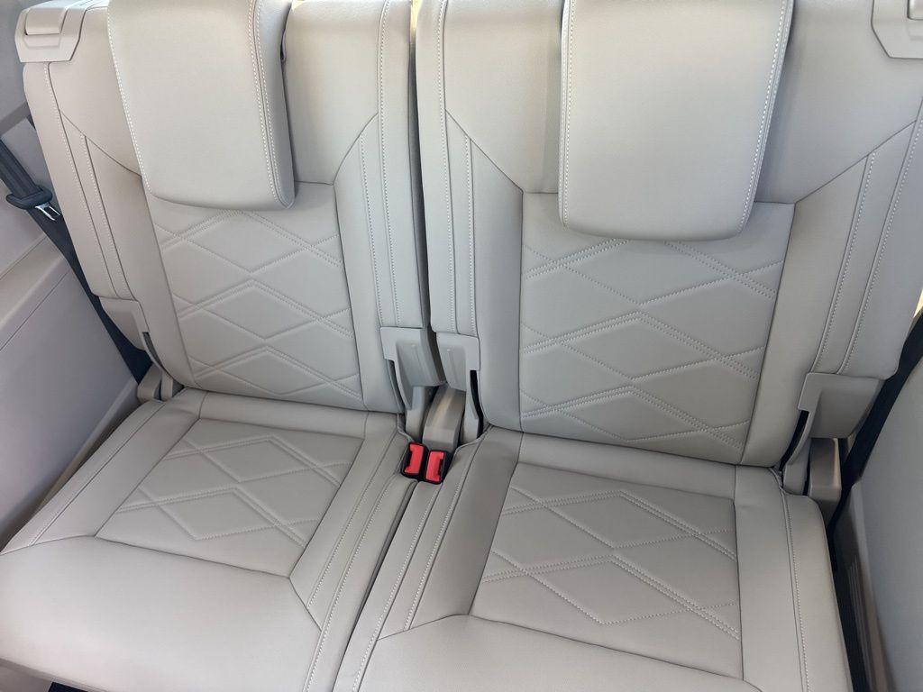 new 2026 Volkswagen Atlas car, priced at $49,503