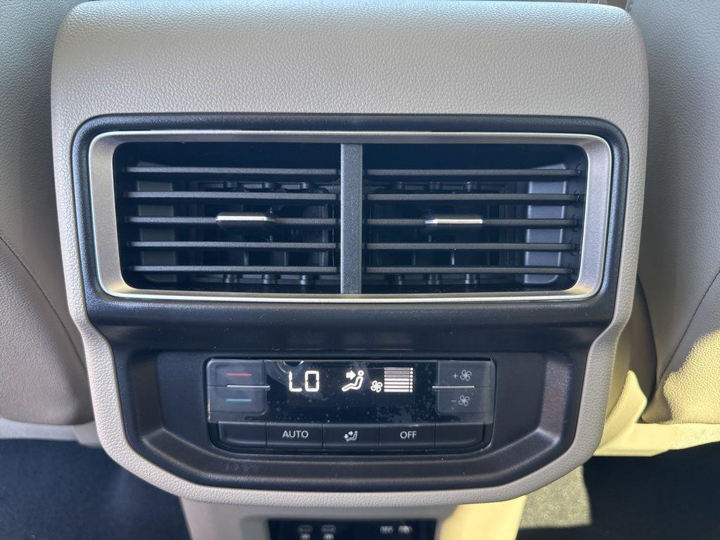 new 2026 Volkswagen Atlas car, priced at $49,503