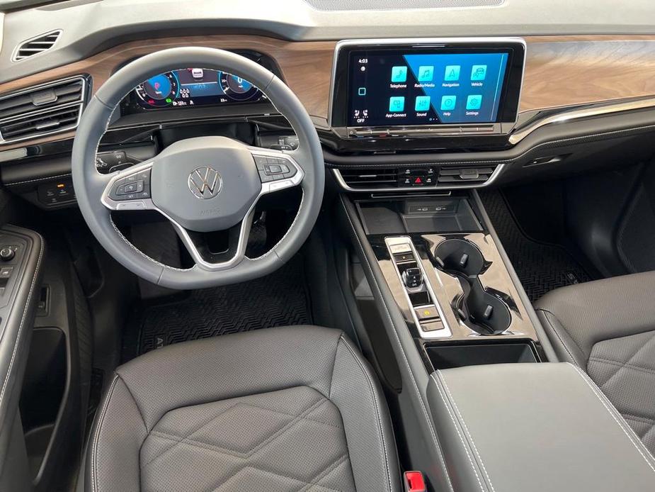 new 2024 Volkswagen Atlas car, priced at $43,763
