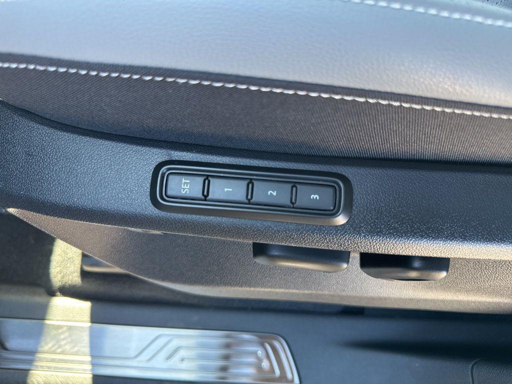 new 2026 Volkswagen Atlas Cross Sport car, priced at $53,388