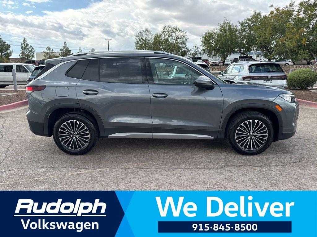 new 2025 Volkswagen Tiguan car, priced at $32,772