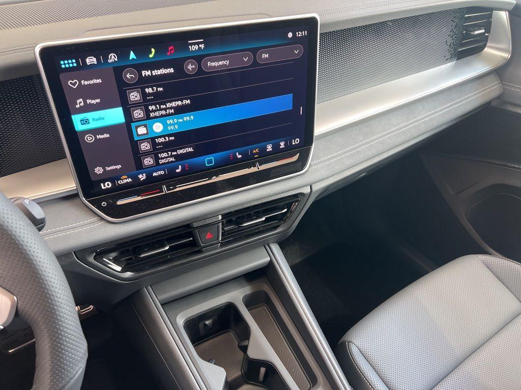new 2025 Volkswagen Tiguan car, priced at $38,636
