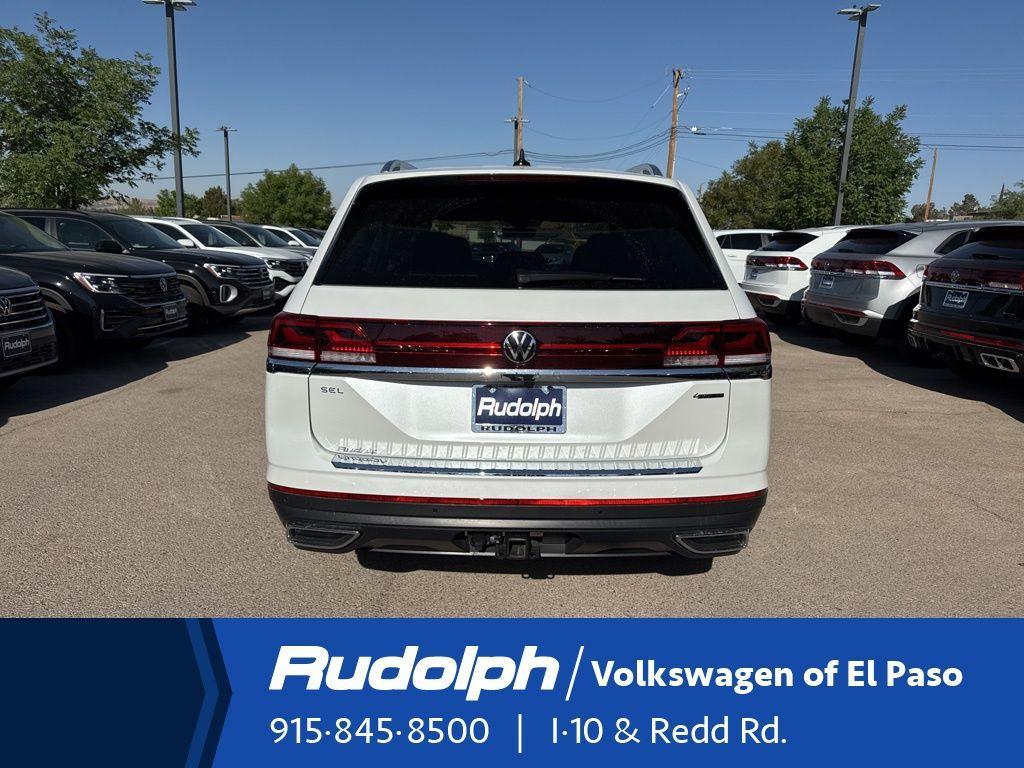 new 2025 Volkswagen Atlas car, priced at $52,033