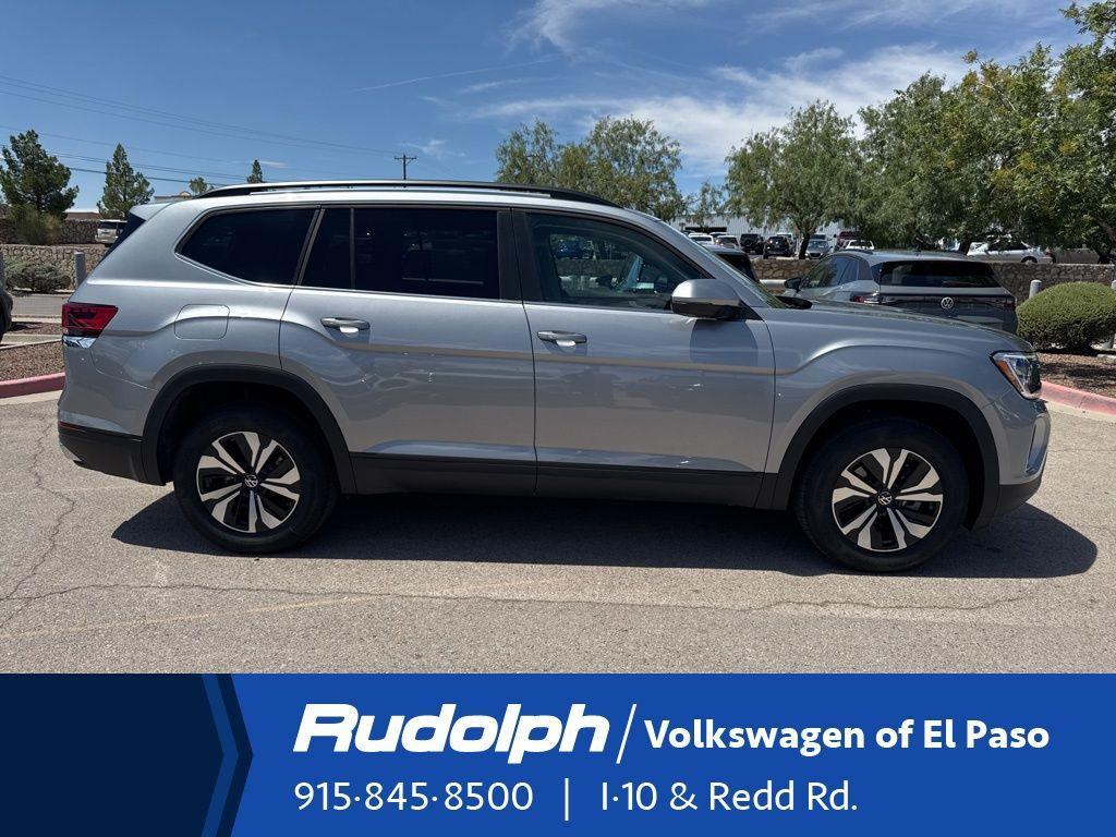 new 2025 Volkswagen Atlas car, priced at $43,032