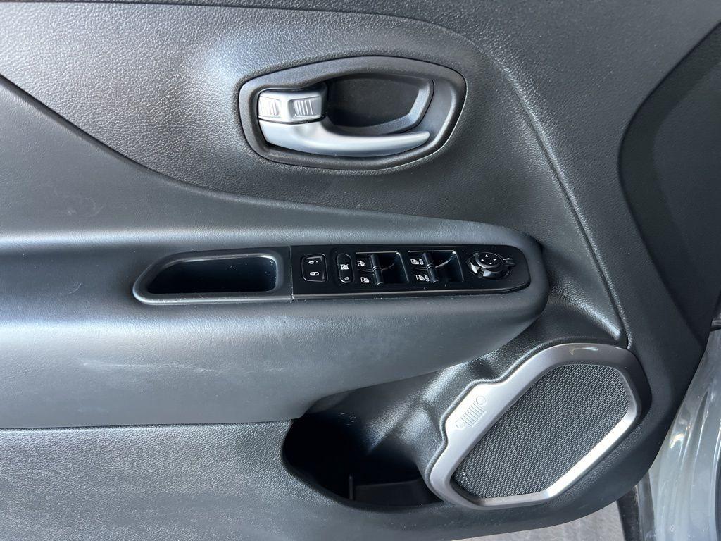 used 2022 Jeep Renegade car, priced at $20,894