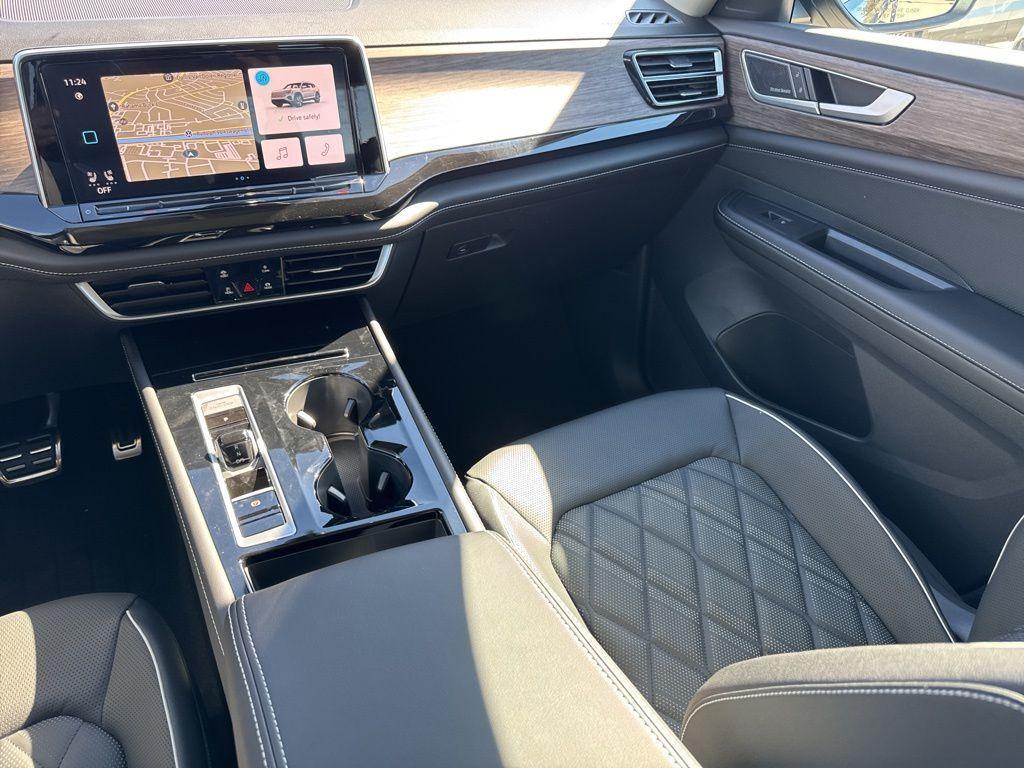 new 2026 Volkswagen Atlas car, priced at $57,656