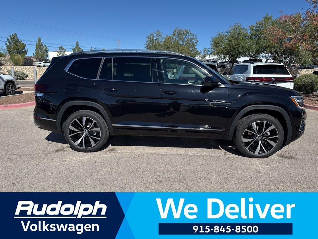 new 2026 Volkswagen Atlas car, priced at $57,656