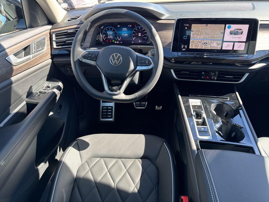new 2026 Volkswagen Atlas car, priced at $57,656