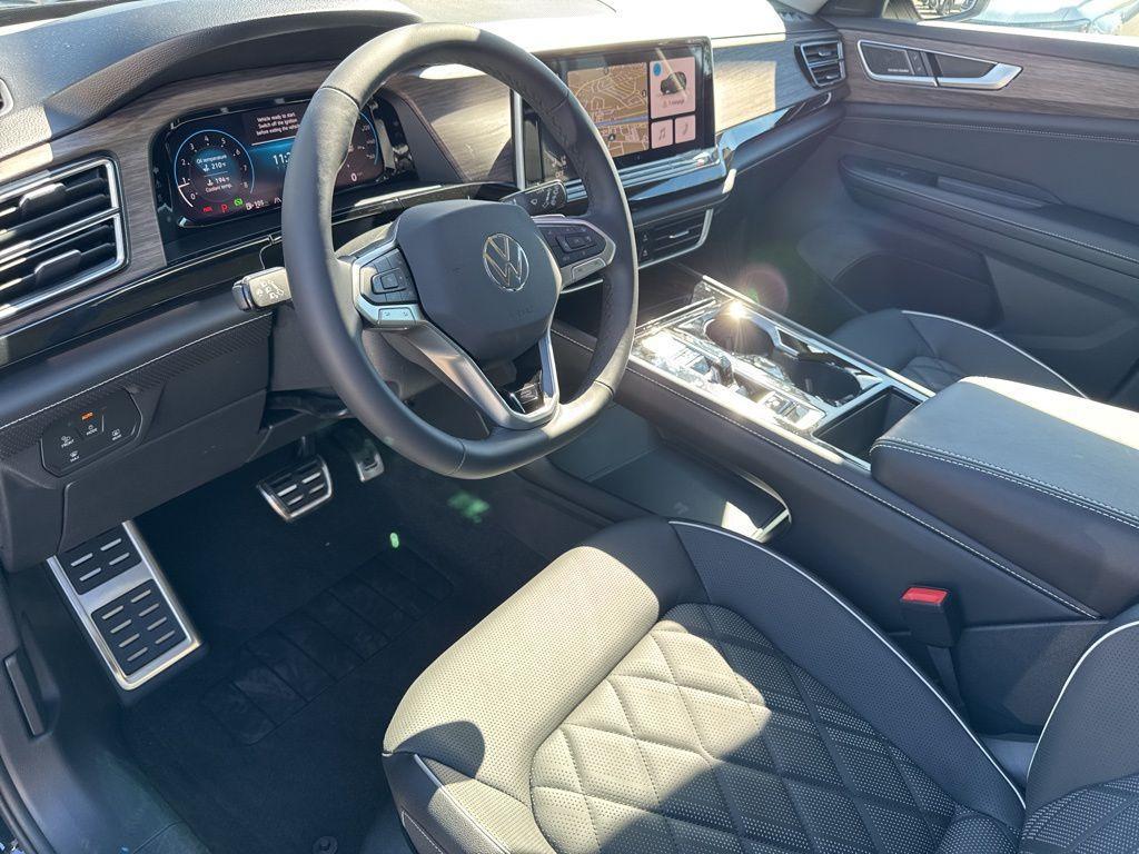 new 2026 Volkswagen Atlas car, priced at $57,656