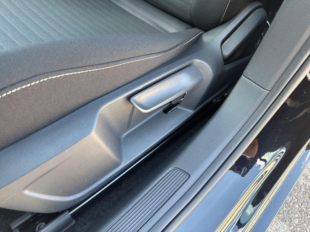 new 2025 Volkswagen Jetta car, priced at $24,477