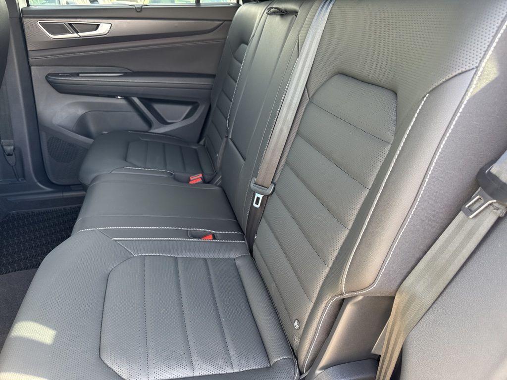 new 2025 Volkswagen Atlas Cross Sport car, priced at $52,743