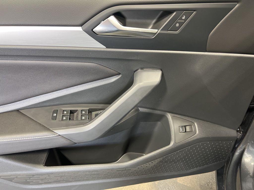 new 2025 Volkswagen Jetta car, priced at $25,060
