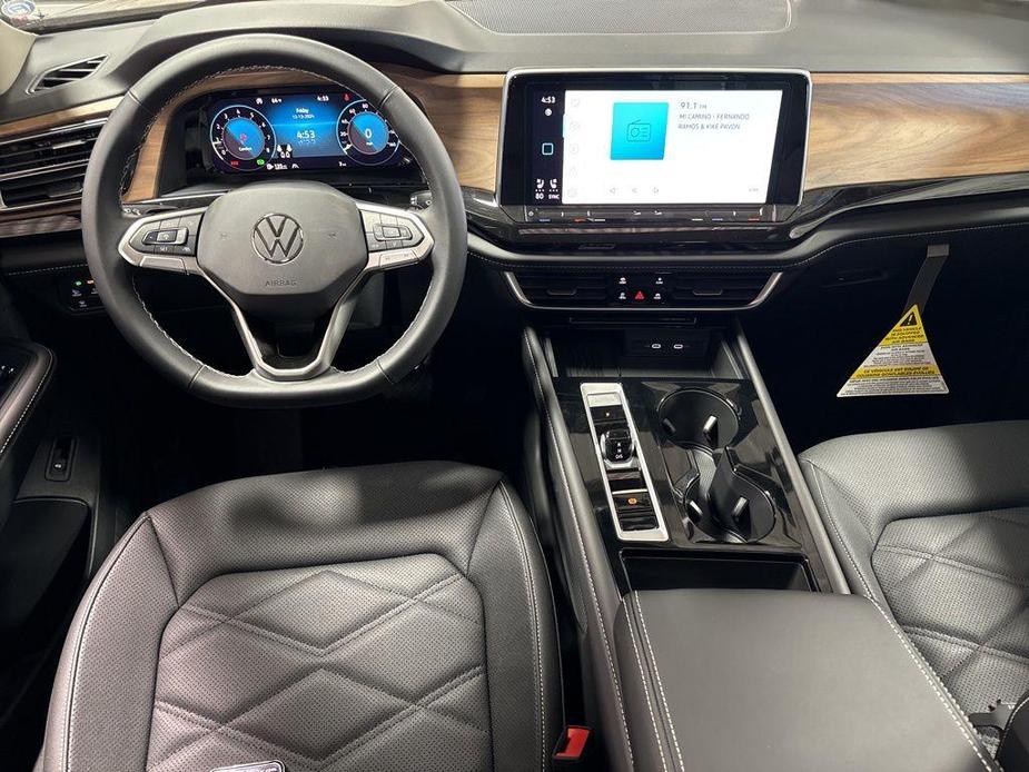 new 2025 Volkswagen Atlas car, priced at $47,943