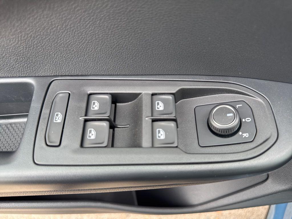 new 2025 Volkswagen Taos car, priced at $27,313