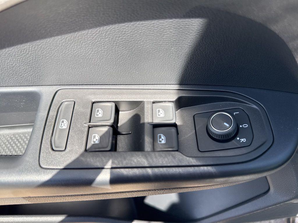new 2025 Volkswagen Taos car, priced at $27,011