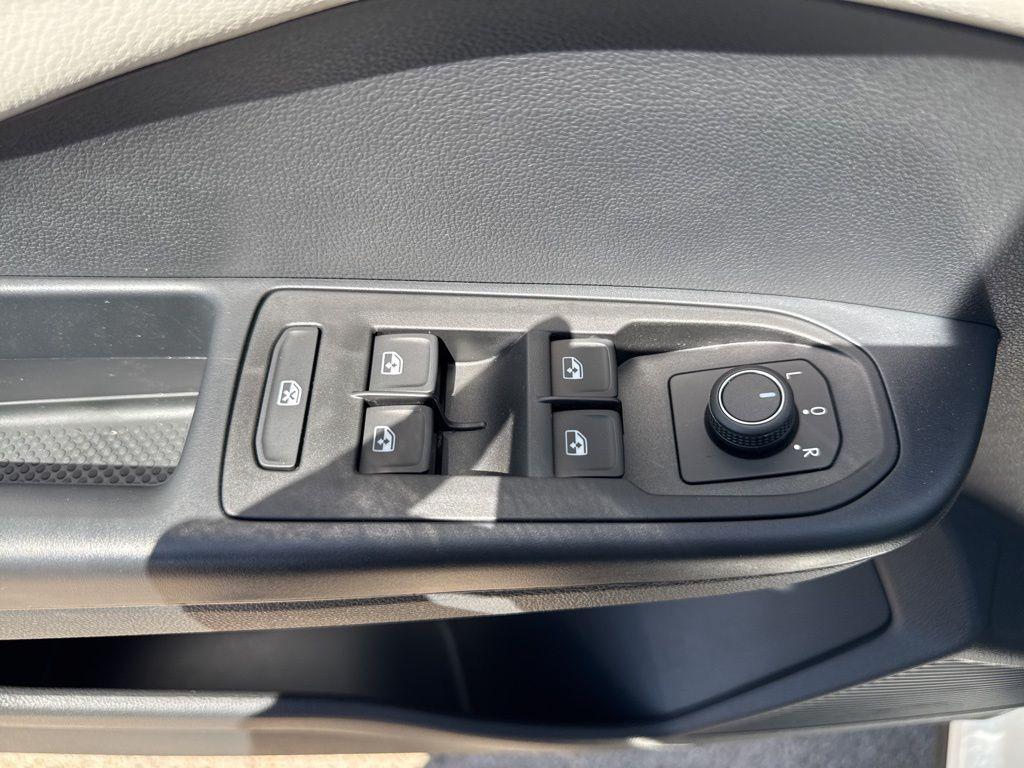 new 2025 Volkswagen Taos car, priced at $27,011