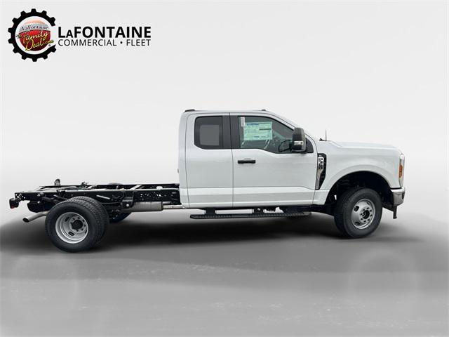 new 2025 Ford F-350 car, priced at $61,245