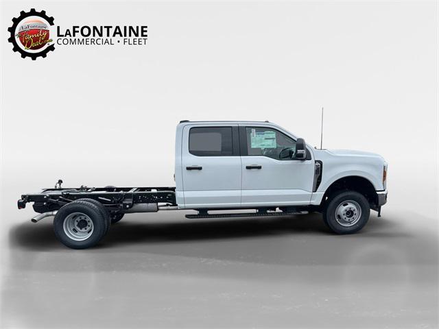 new 2025 Ford F-350 car, priced at $62,500