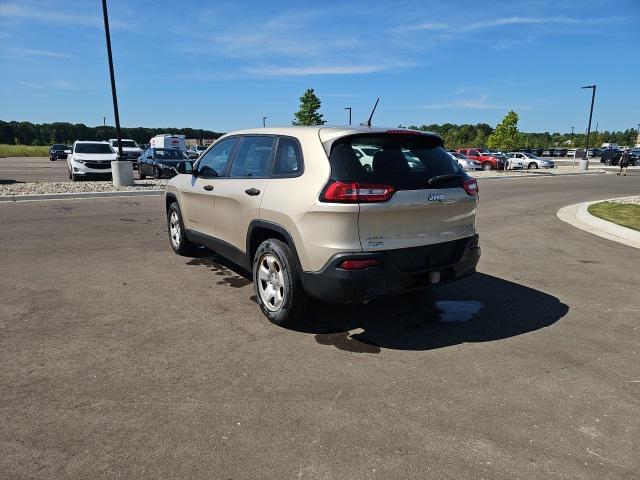 used 2015 Jeep Cherokee car, priced at $9,500