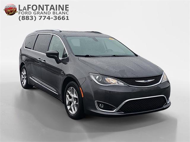 used 2018 Chrysler Pacifica car, priced at $16,500