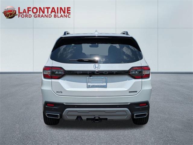 used 2024 Honda Pilot car, priced at $42,000