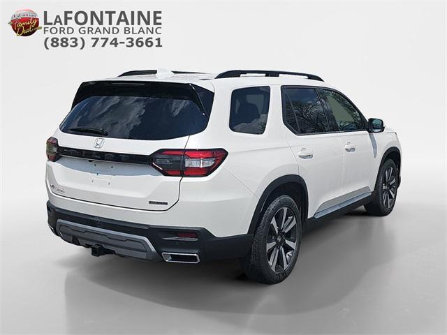 used 2024 Honda Pilot car, priced at $42,500