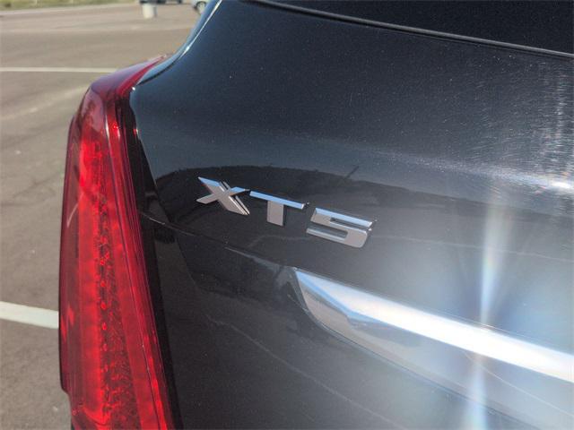 used 2017 Cadillac XT5 car, priced at $15,500