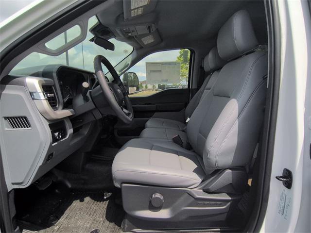 new 2025 Ford F-450 car, priced at $66,185