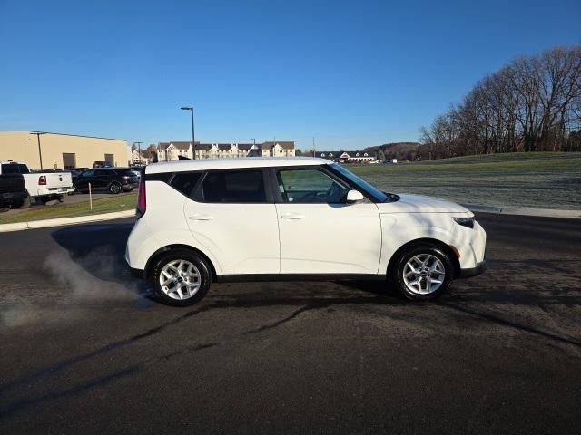 used 2024 Kia Soul car, priced at $15,800