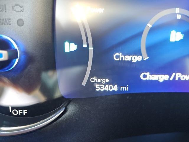 used 2023 Chrysler Pacifica Hybrid car, priced at $27,000