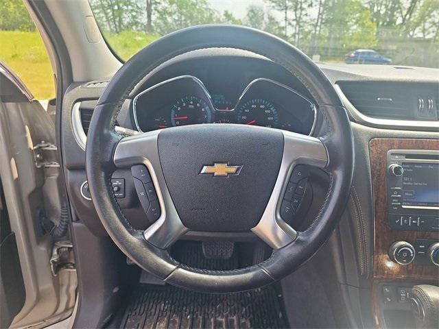 used 2014 Chevrolet Traverse car, priced at $9,500