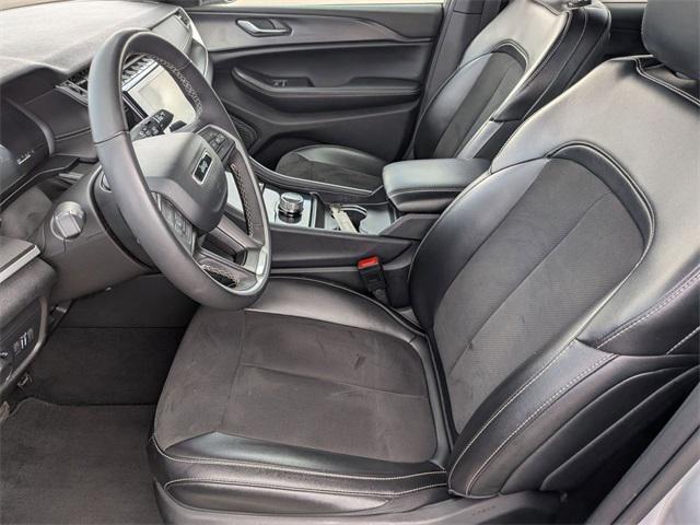 used 2024 Jeep Grand Cherokee car, priced at $28,000