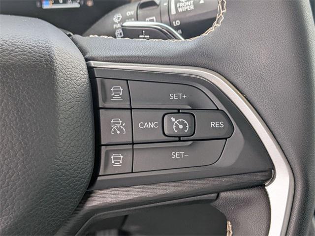 used 2024 Jeep Grand Cherokee car, priced at $28,000