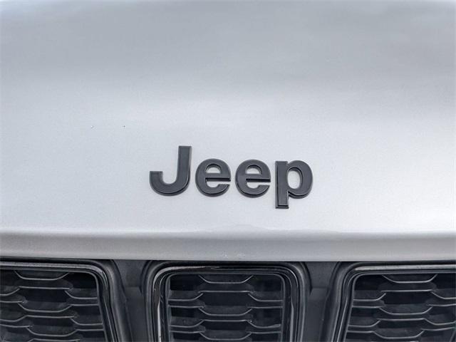 used 2024 Jeep Grand Cherokee car, priced at $28,000
