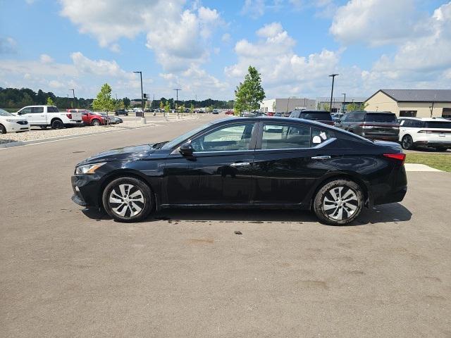 used 2019 Nissan Altima car, priced at $12,000