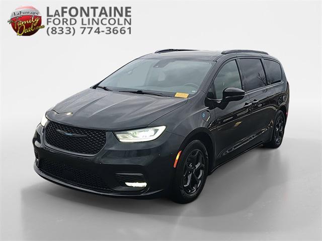 used 2021 Chrysler Pacifica Hybrid car, priced at $27,000