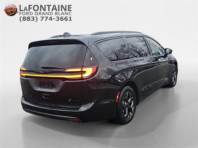 used 2021 Chrysler Pacifica Hybrid car, priced at $25,800