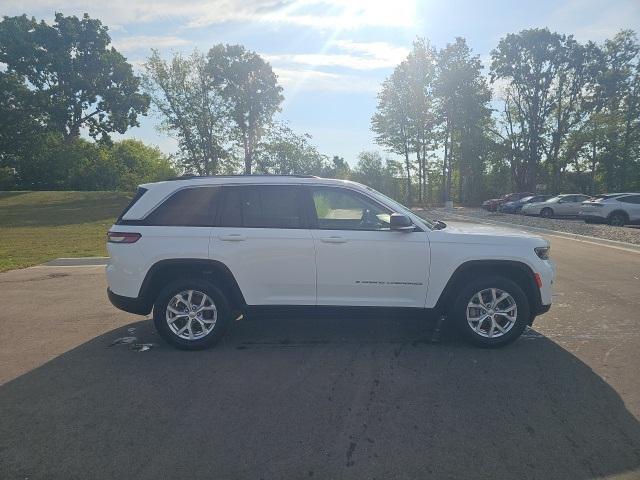 used 2023 Jeep Grand Cherokee car, priced at $27,000
