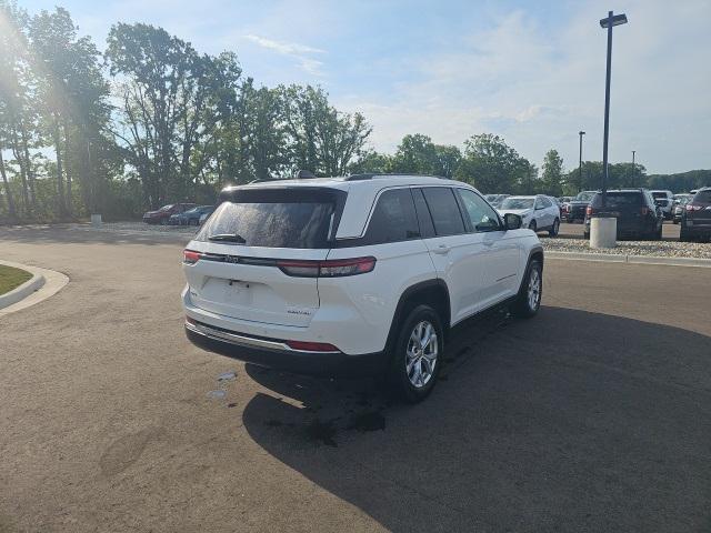 used 2023 Jeep Grand Cherokee car, priced at $27,000