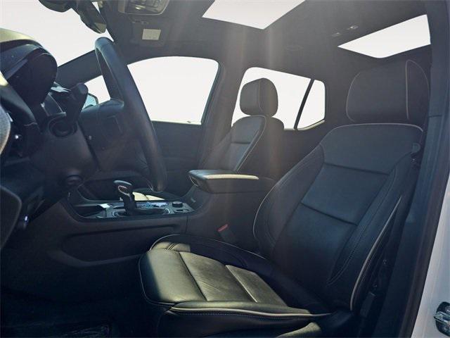 used 2022 Chevrolet Traverse car, priced at $36,500