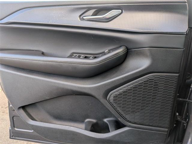 used 2024 Jeep Grand Cherokee L car, priced at $28,500