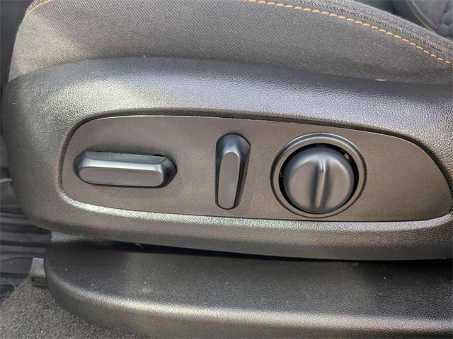 used 2020 Chevrolet Equinox car, priced at $19,000