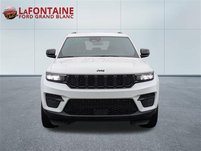 used 2024 Jeep Grand Cherokee car, priced at $32,500