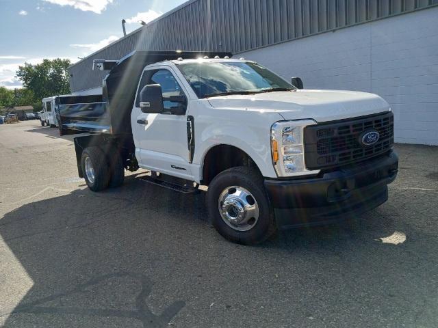 new 2023 Ford F-350 car, priced at $69,505