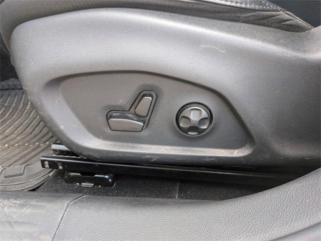 used 2019 Jeep Compass car, priced at $15,000